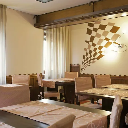Park Evancon Hotel 3*
